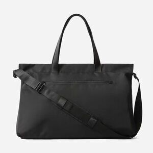 Everlane The ReNew Transit Weekender black